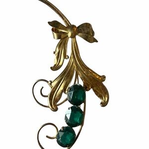 Retro 1940s 1950s Large Sterling Silver Gold wash Leaf Brooch Emerald Green